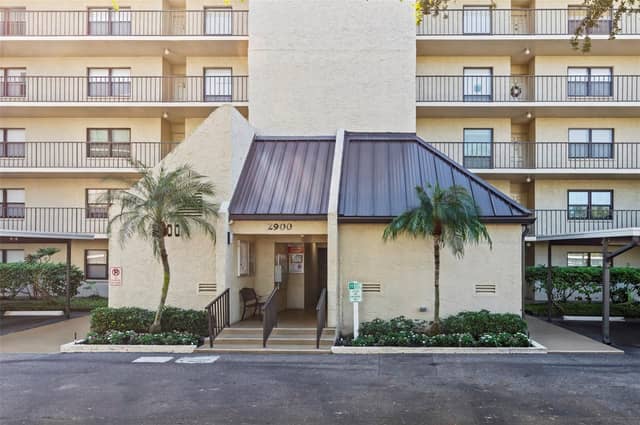 2900 COVE CAY DR #4B photo