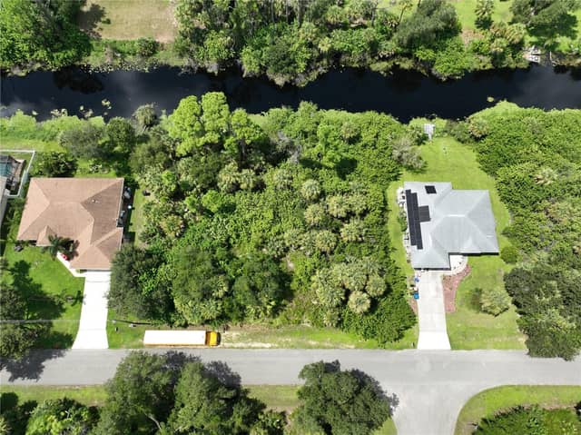 RIDGEWOOD DR photo