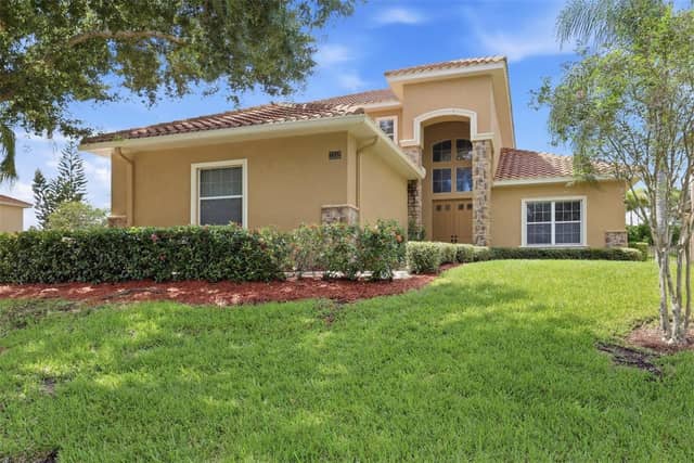 2242 CYPRESS HOLLOW CT photo