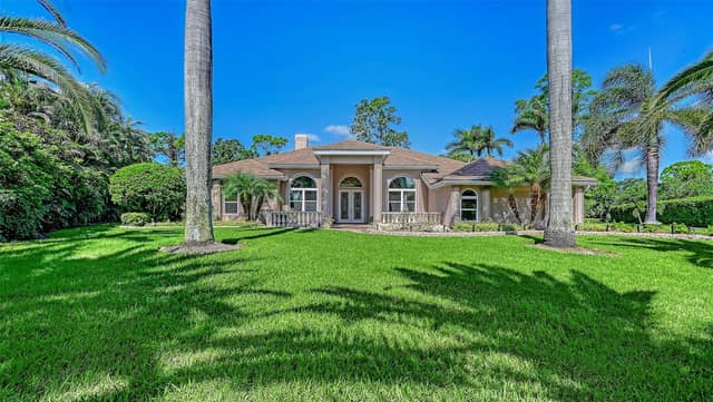8866 BLOOMFIELD BLVD photo