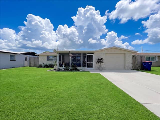 3748 REDWOOD DR photo