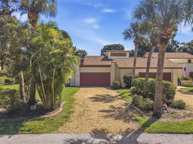 6203 COURTSIDE DR #21 photo