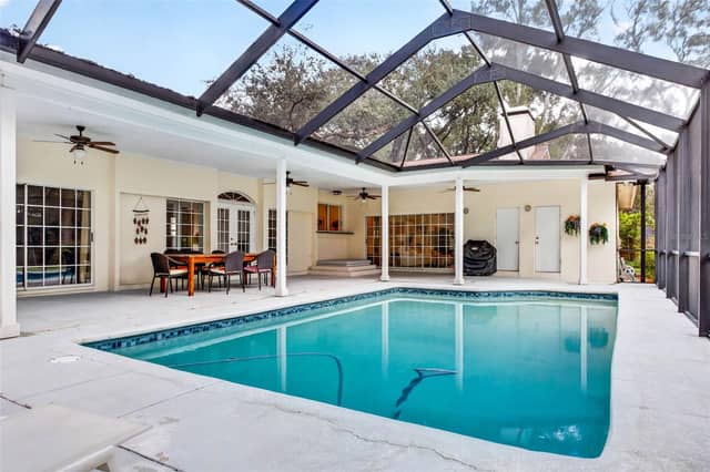 513 GARRARD DR photo