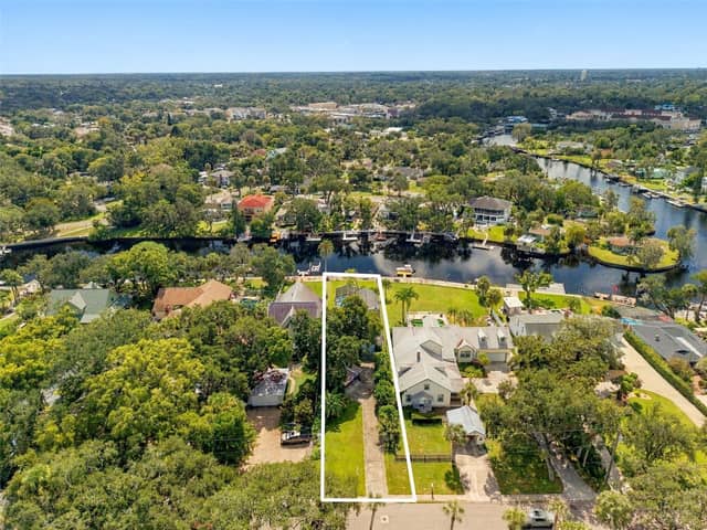 6674 RIVER RD photo