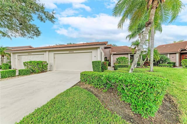 3952 WILSHIRE CIR E #166 photo