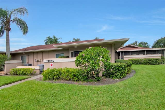 2452 LAURELWOOD DR #C photo