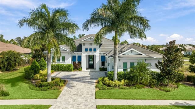 808 CROSSWIND AVE photo
