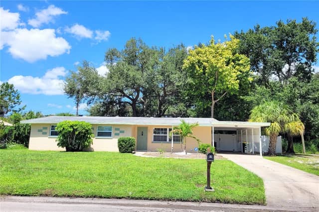 2975 LOUISE ST photo