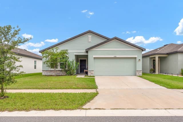 2280 HARRIS HAWK AVE photo