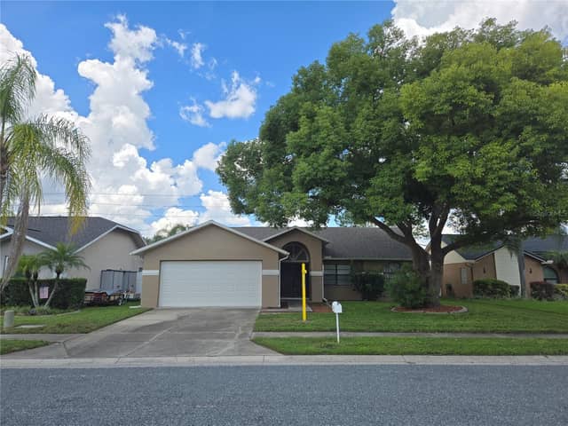 8211 MATTHEW DR photo