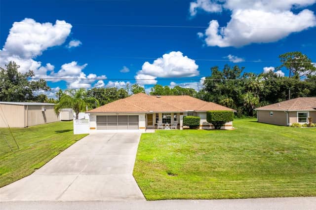 4196 SKYWAY AVE photo