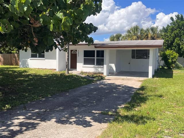 3633 ROXANE BLVD photo