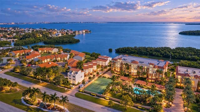 1585 PINELLAS BAYWAY S photo