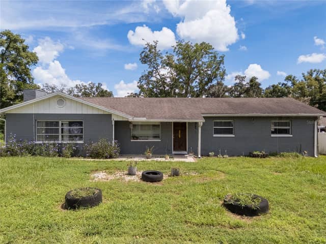 5217 PEACH AVE photo