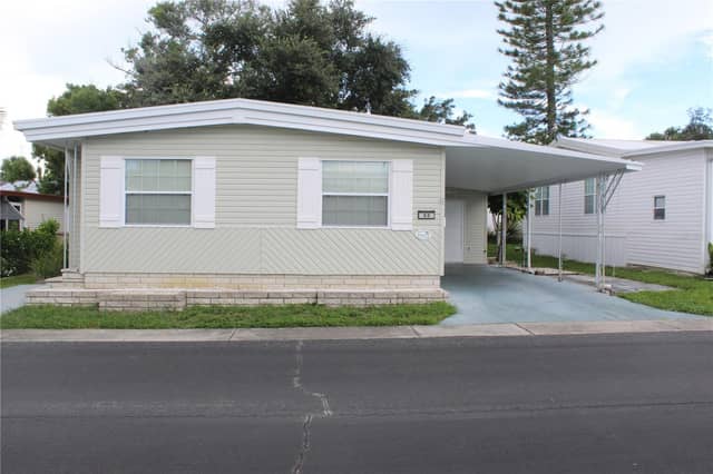 52 ROYAL PALM CIR photo