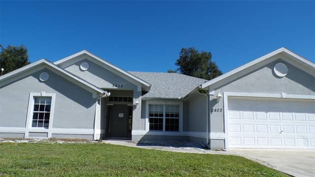 2402 MANHEIM AVE photo