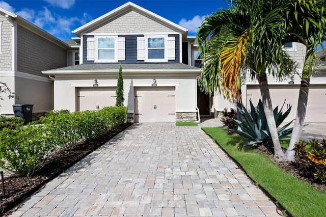 5032 SKYVIEW LN photo