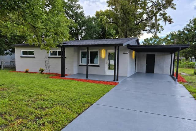 1810 E CAROL DR photo