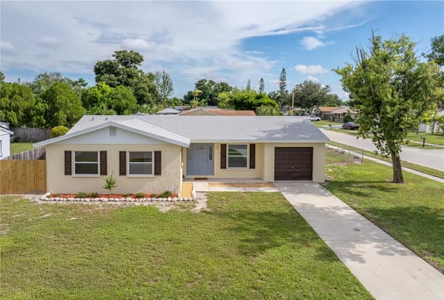 2918 SANDPOINTE DR photo