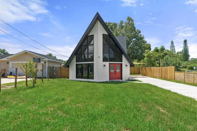 7422 NEW YORK AVE photo