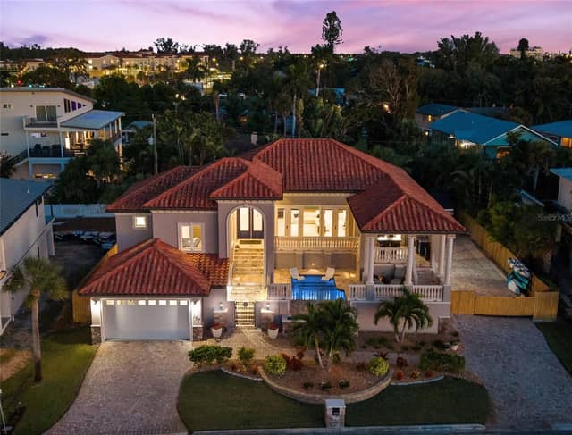 107 SUNSET DR photo