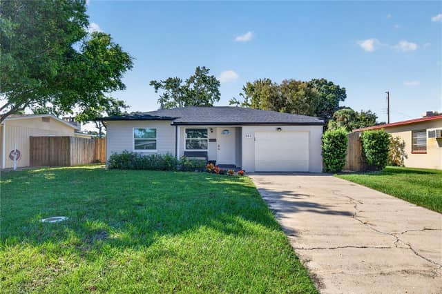 844 87TH AVE N photo