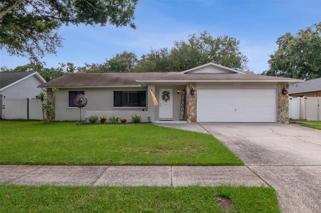 2158 BEVERLY LN photo