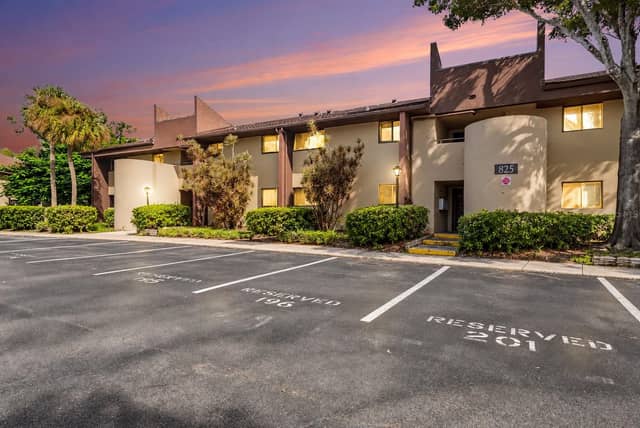 825 S VILLAGE DR N #102 photo