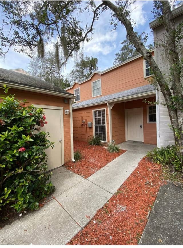9459 FOREST HILLS CIR photo