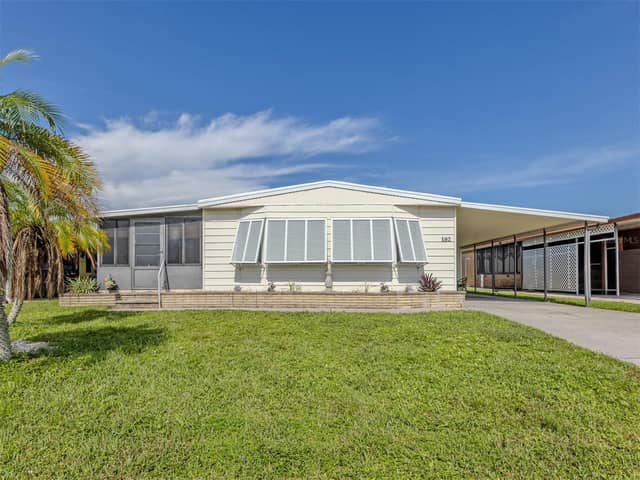192 PALM HARBOR DR photo