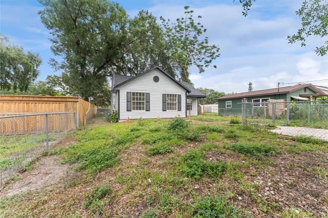 Home photo