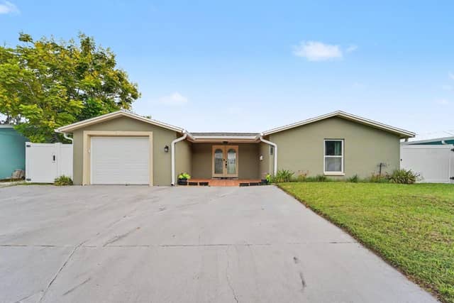 4865 SHELL STREAM BLVD photo