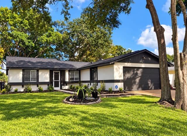 627 TIMBER BAY CIR W photo