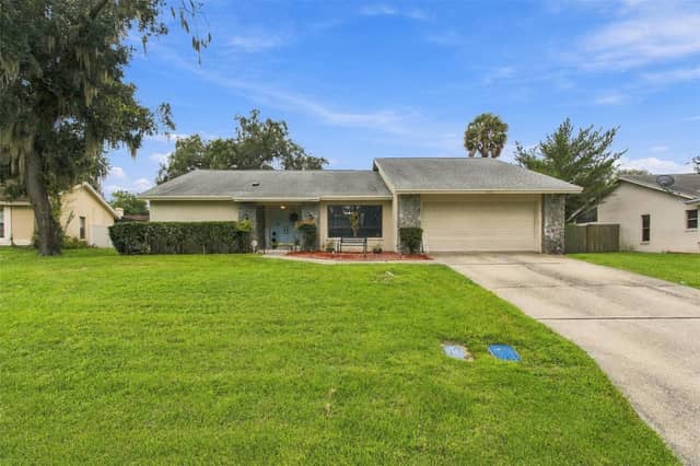 2621 BRIDLE DR photo