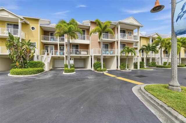 424 BAHIA BEACH BLVD photo