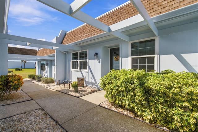 8220 SEVEN OAKS CT #5 photo