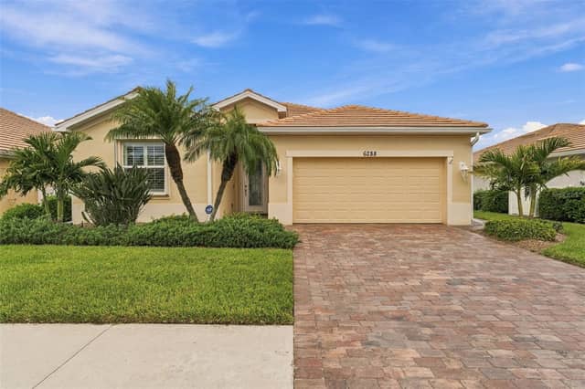 6288 GRAND CYPRESS BLVD photo