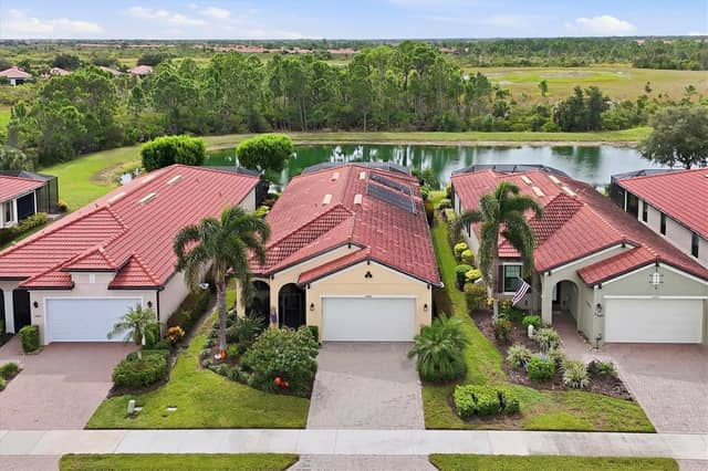 10441 CROOKED CREEK DR photo