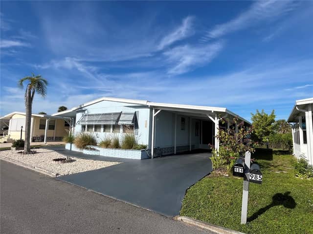 984 JOLANDA CIR photo