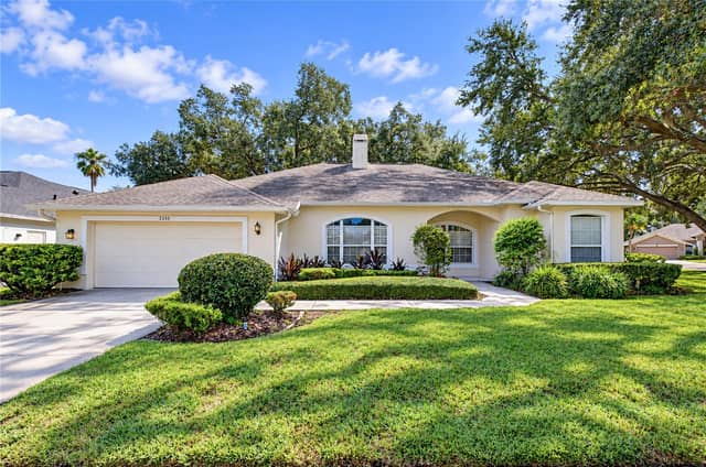 2255 EAGLE BLUFF DR photo