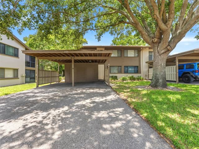 8305 SANDWEDGE CIR #A photo