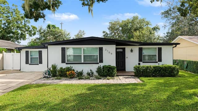 2109 E FLORA STREET photo