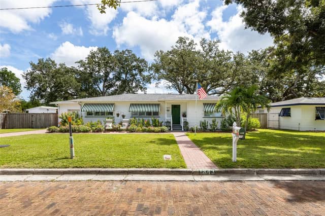 1843 PASADENA DR photo