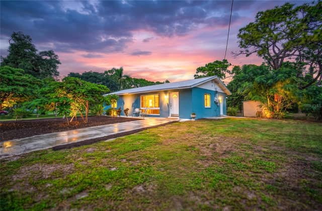 1322 MANASOTA BEACH RD photo