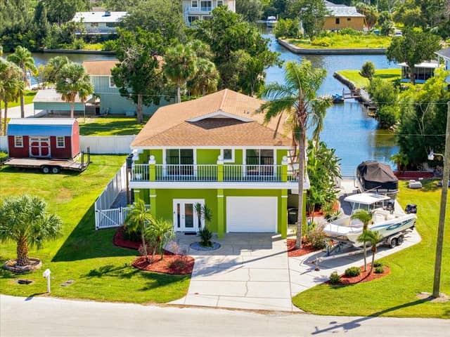 6744 SEAVIEW BLVD photo