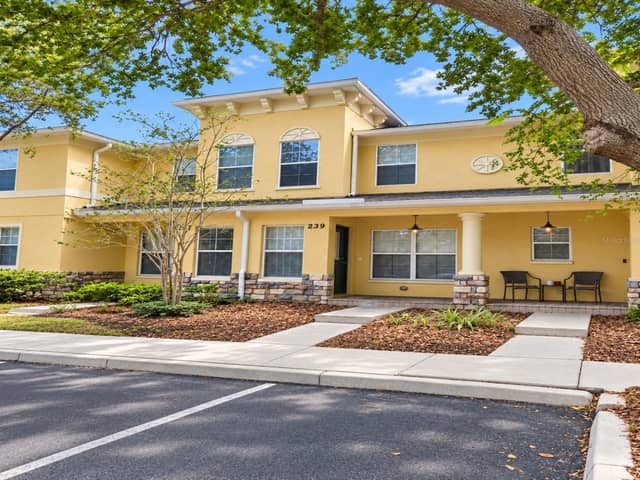 239 CASTLEKEEPER PL photo