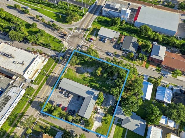 900 N ORANGE AVE photo