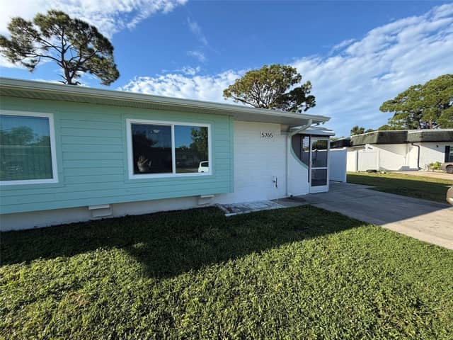 5765 GALLATIN LN photo