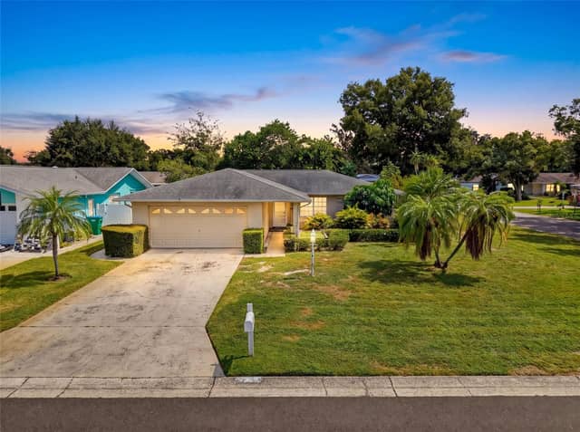 2580 WINDWOOD DR photo