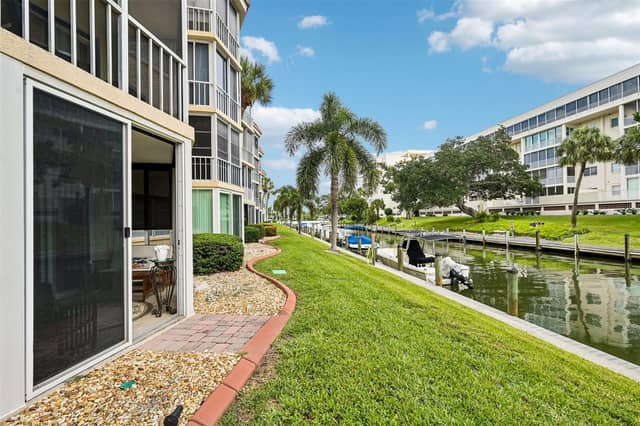 1300 N PORTOFINO DR #105 photo
